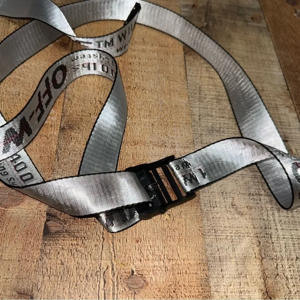 OFF-WHITE Men Silver Industrial Logo Buckle Woven Belt One Size